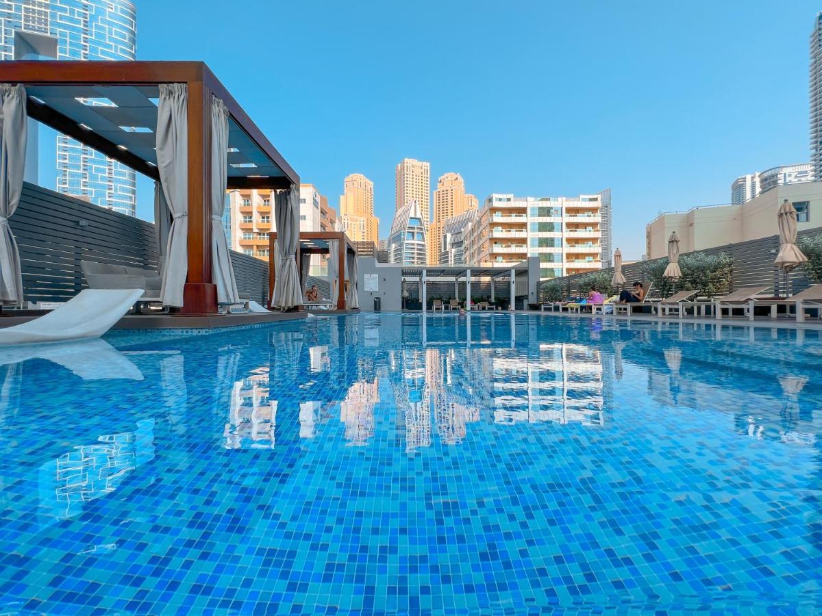 Fam Living - Marina Marvel - Studio Apartment With Breathtaking Views In Studio One Tower Dubai Exterior foto